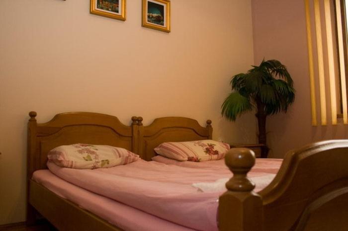 Pension Mellis Cluj Napoca Hotel ห้อง รูปภาพ